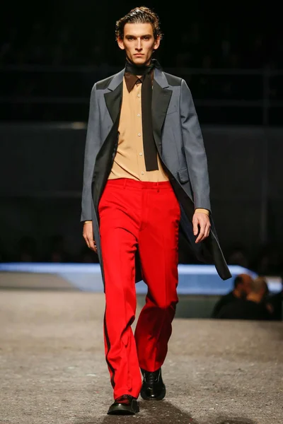 Look 51